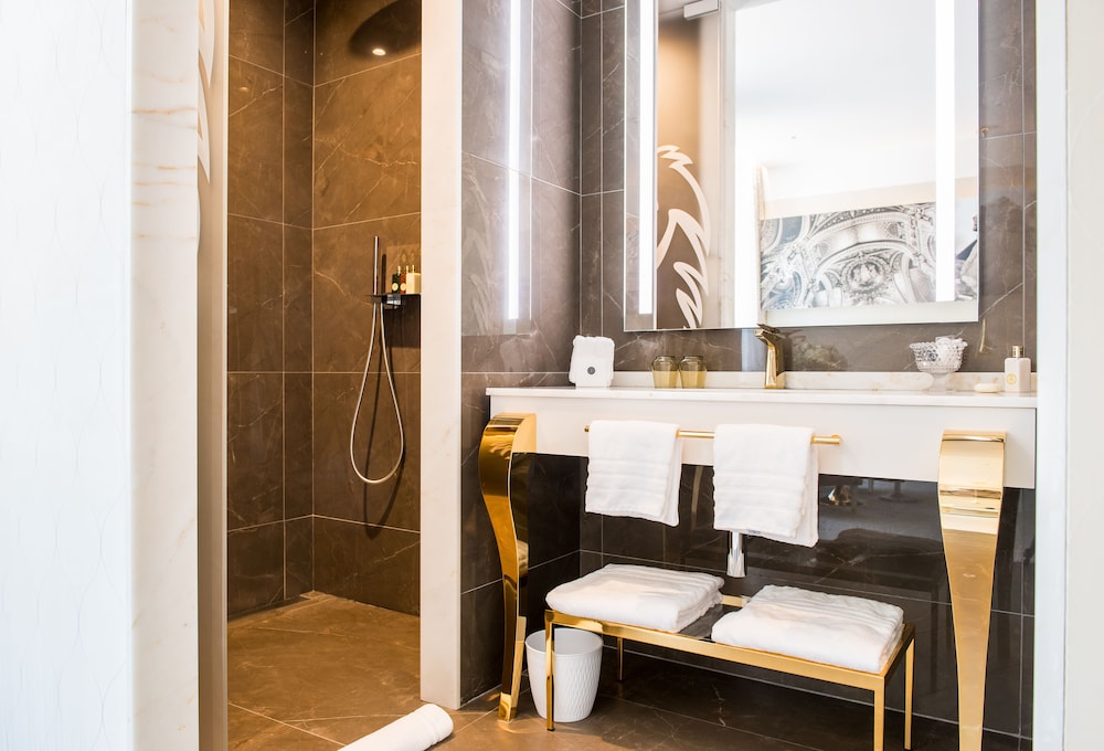 Deluxe Room River