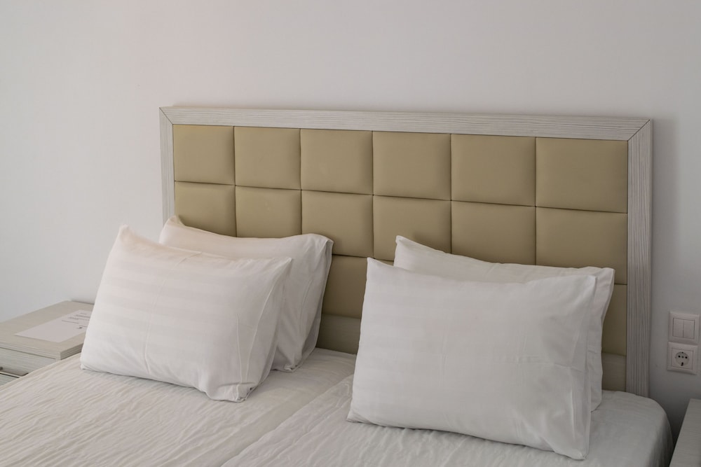 Deluxe Double or Twin Room - Photo 3