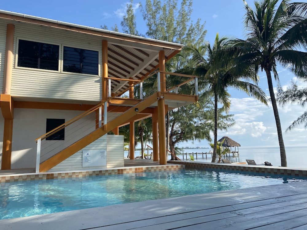 Basic Apartment, 2 Bedrooms, Balcony, Ocean View