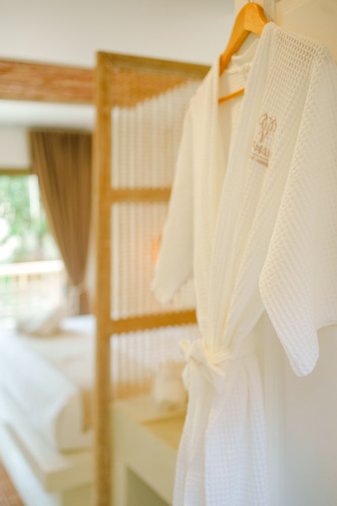 Deluxe Room - Photo 8