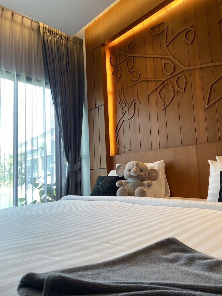 2 Bedrooms Pool Access Villa - Photo 48