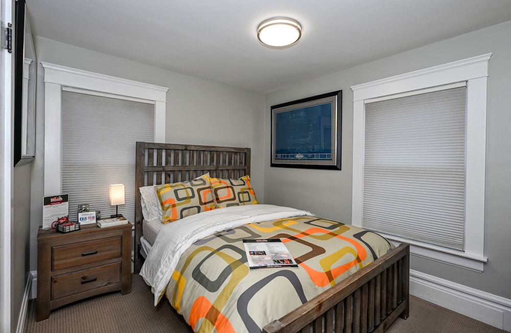 1.Blueprint Room - Bedroom 1: Queen Bed, Non-Smoking
