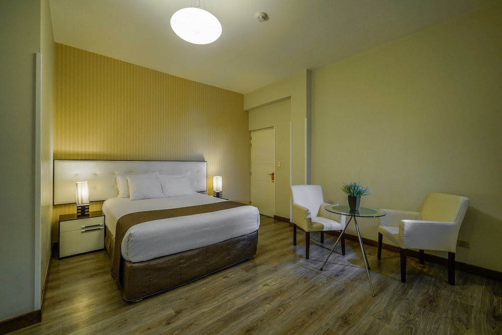Double Room - Photo 2