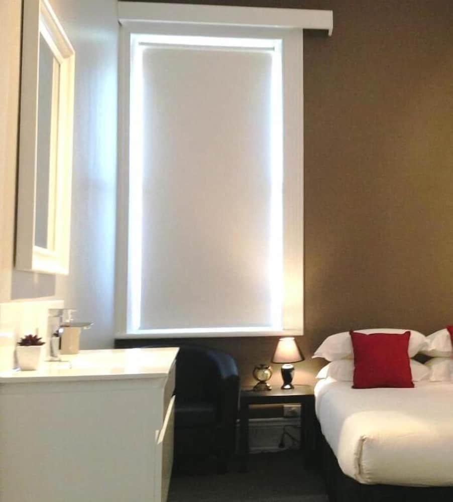 Premium Double Room photo 2