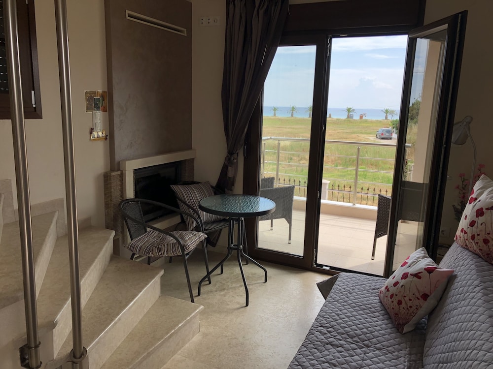 Comfort House, 3 Bedrooms, Non Smoking, Sea View photo 2