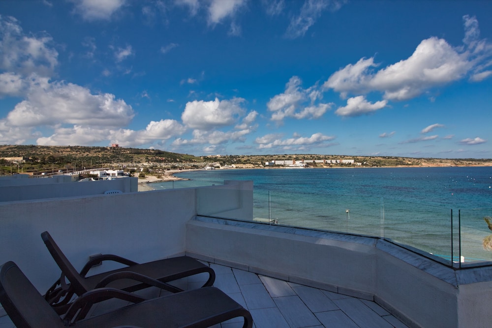 Executive Lounge access, Double or Twin Room, Terrace, Sea View