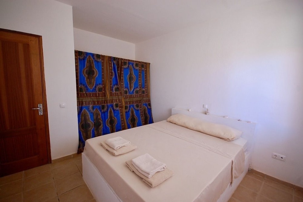 Villa, 2 Bedrooms, Beachfront photo 1