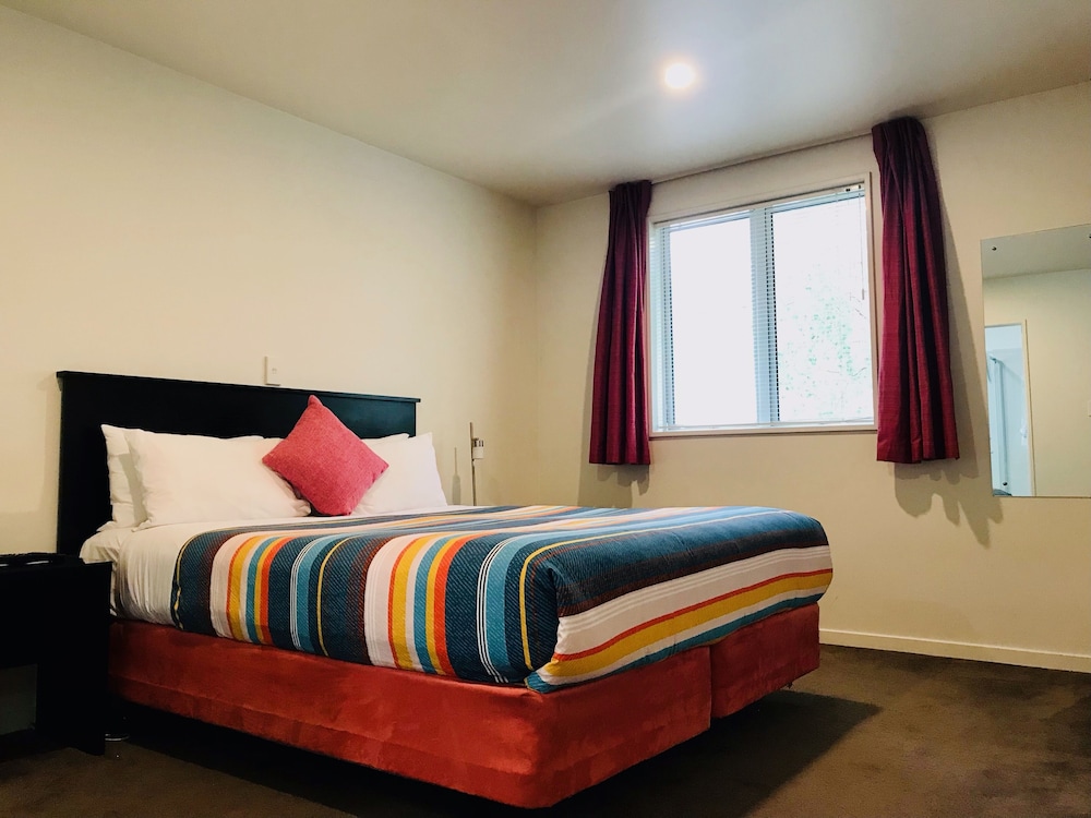 Deluxe Apartment, 2 Bedrooms, Non Smoking, Jetted Tub
