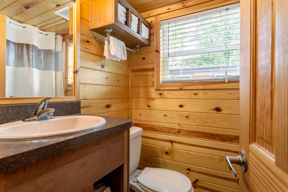 Cottage, 2 Bedrooms (Loft, No Pets) photo 3