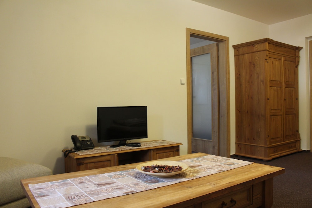 Family Apartment photo 3