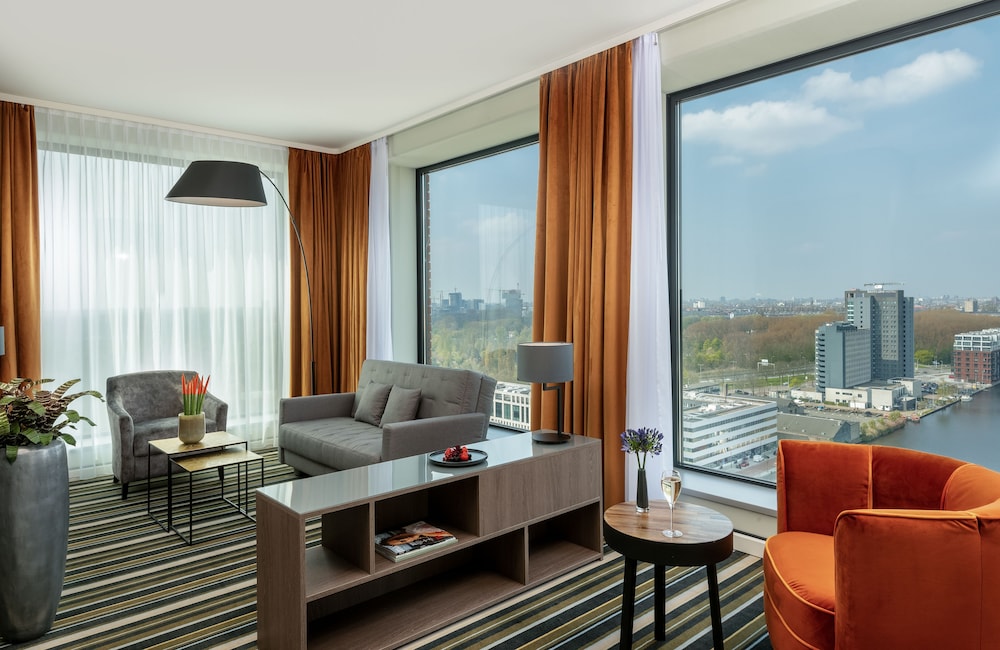 Royal Suite photo 1