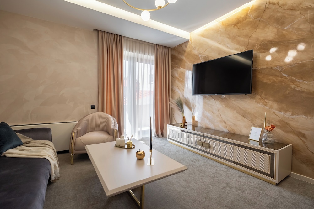 Luxury Apartment
