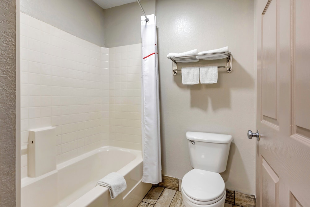 Suite, 2 Double Beds, Non Smoking photo 3