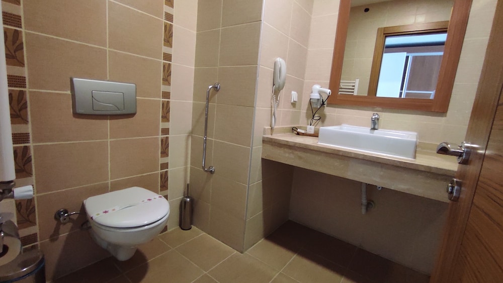 Superior Double or Twin Room photo 2