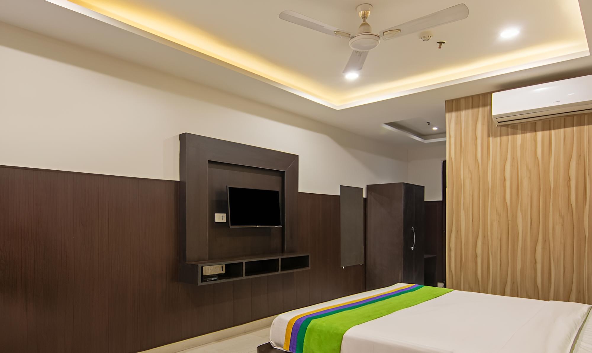 Deluxe Double Room photo 2