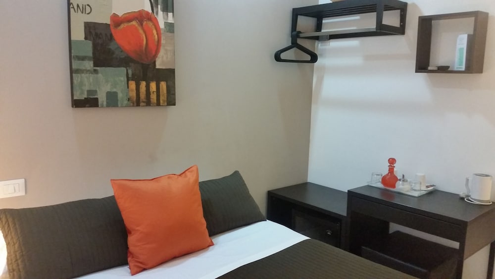Single Room photo 3