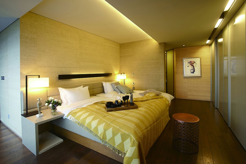 Suite (1 Person) photo 3