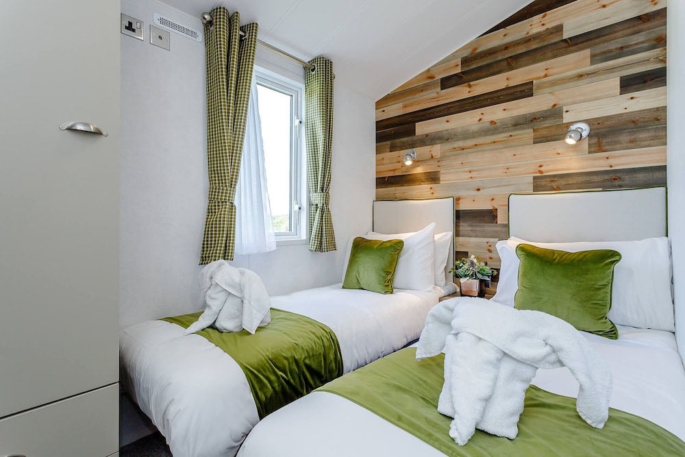 Clumber Park Lodges