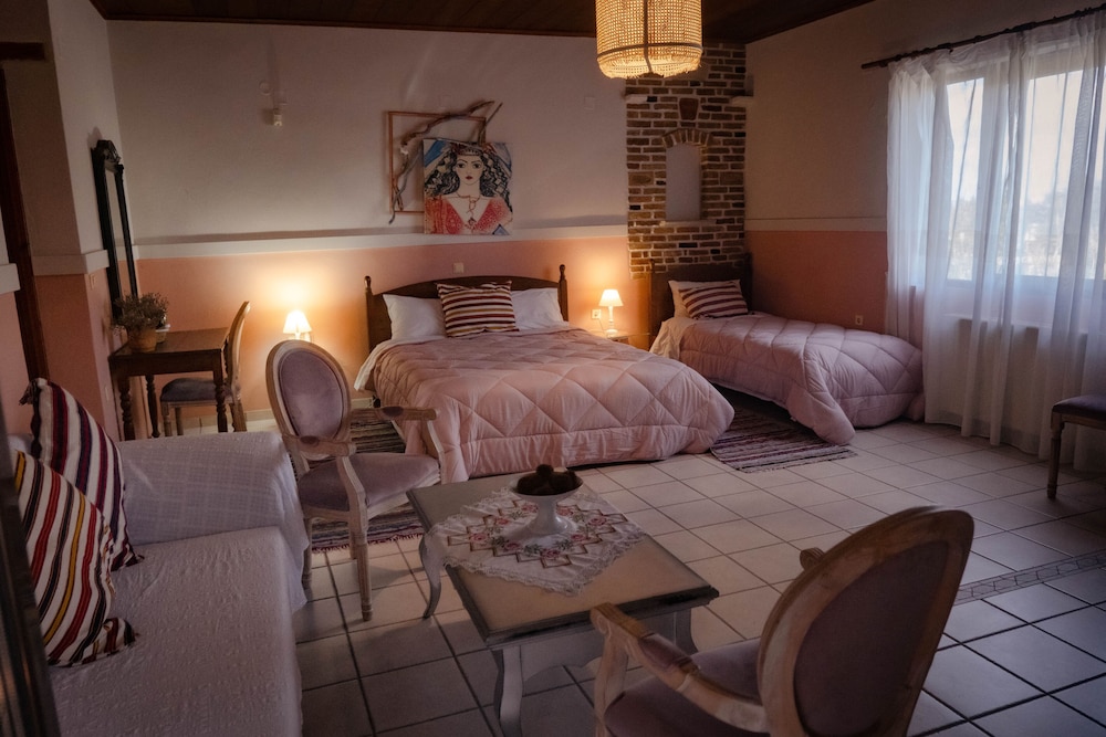 Standard Triple Room, Multiple Beds