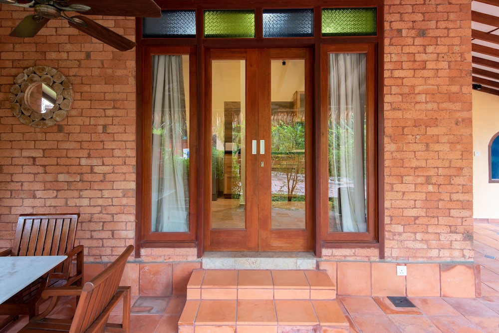 Royal Orchid Villa - Photo 21
