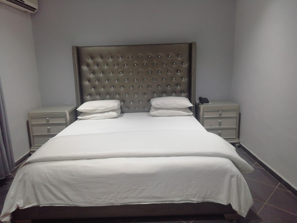 Exclusive Suite photo 3