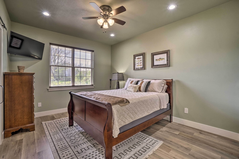 House (2 Bedrooms) photo 2