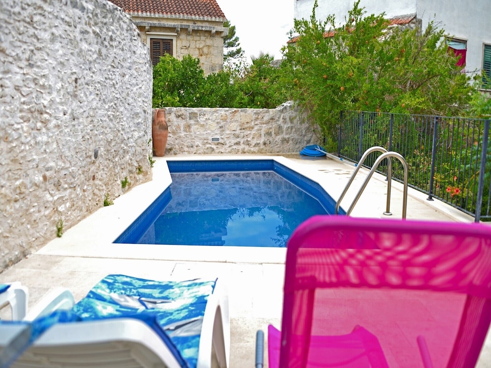Apartment (Two Bedroom Apartment with Terrace (A)