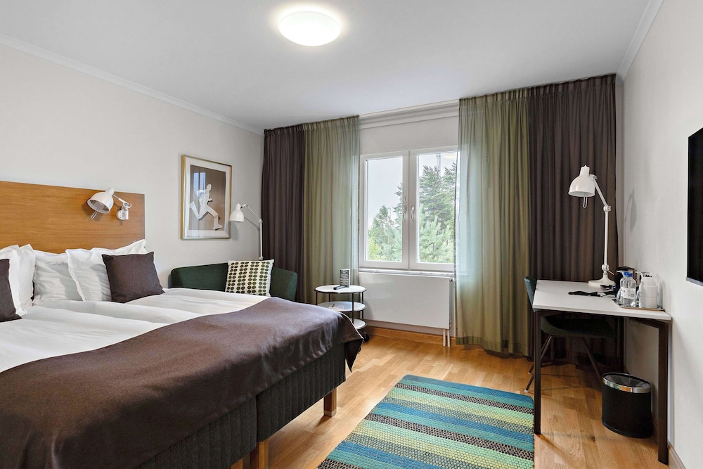 Superior Room, 1 Queen Bed, Non Smoking - Photo 1