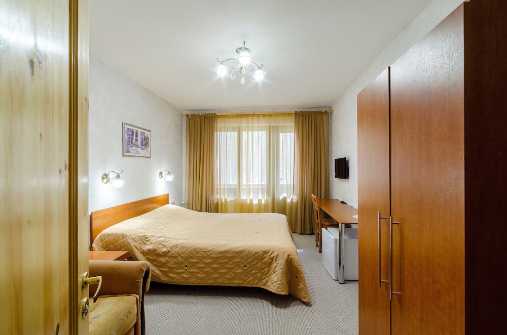 Standard Double or Twin Room photo 1