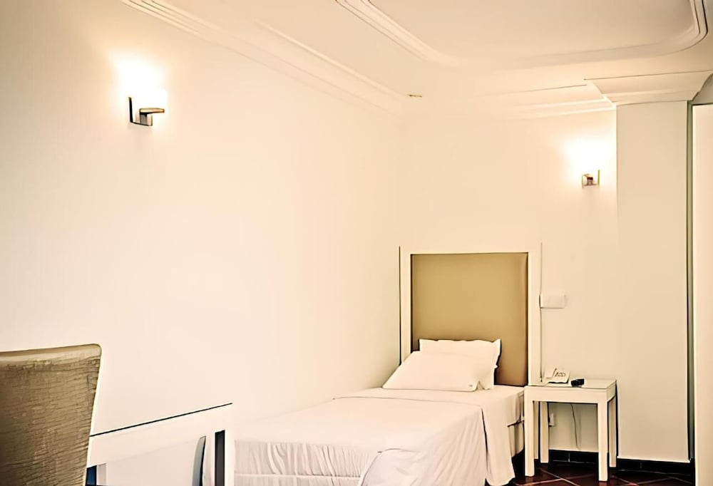 Standard Room photo 3