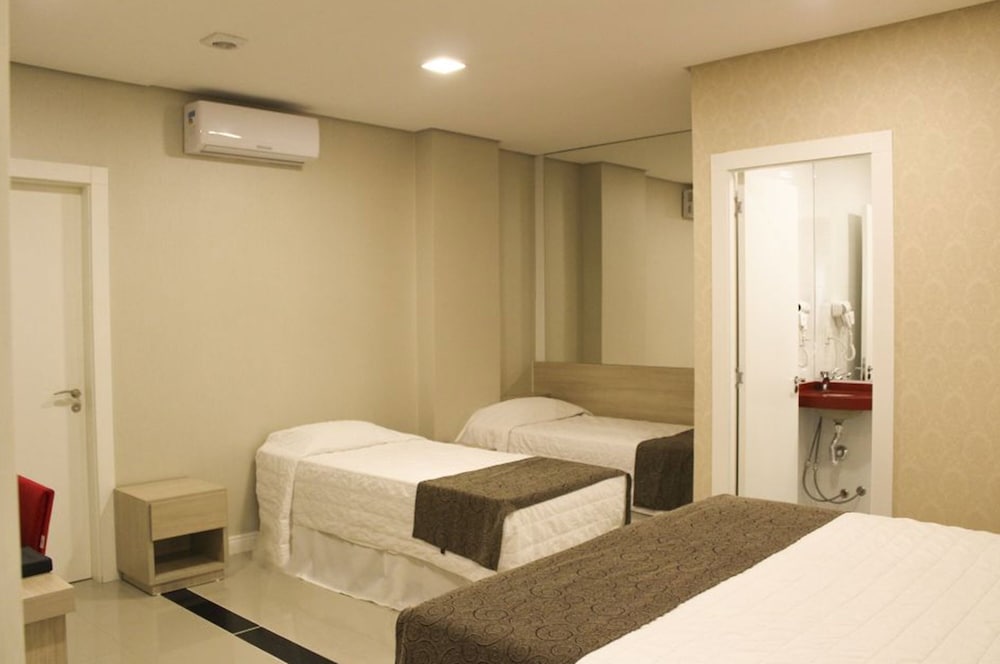 Quadruple Room (APARTAMENTO QUADRUPLO)