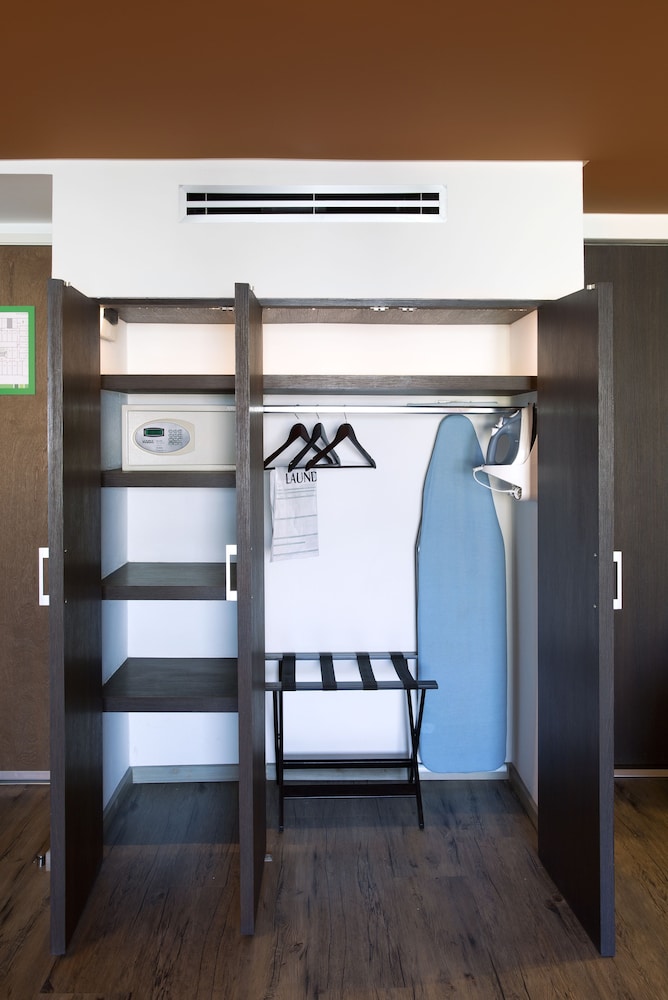 Standard Room - Photo 2