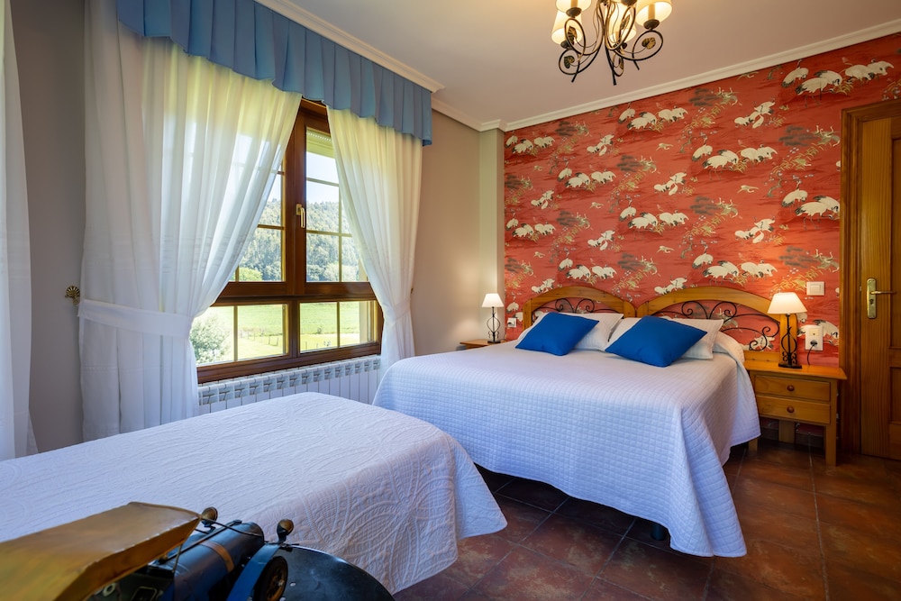 Superior Double Room, Ensuite photo 2