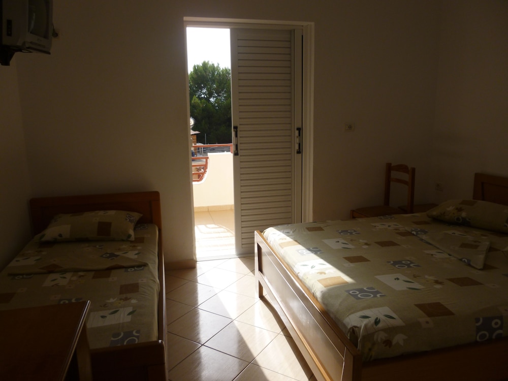 Triple Room, Balcony