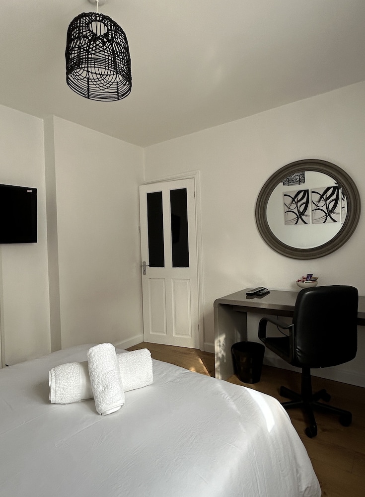 Economy Room photo 3