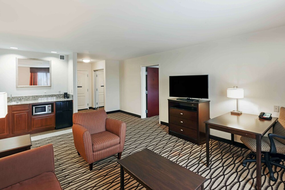 King Suite Whirpool photo 1