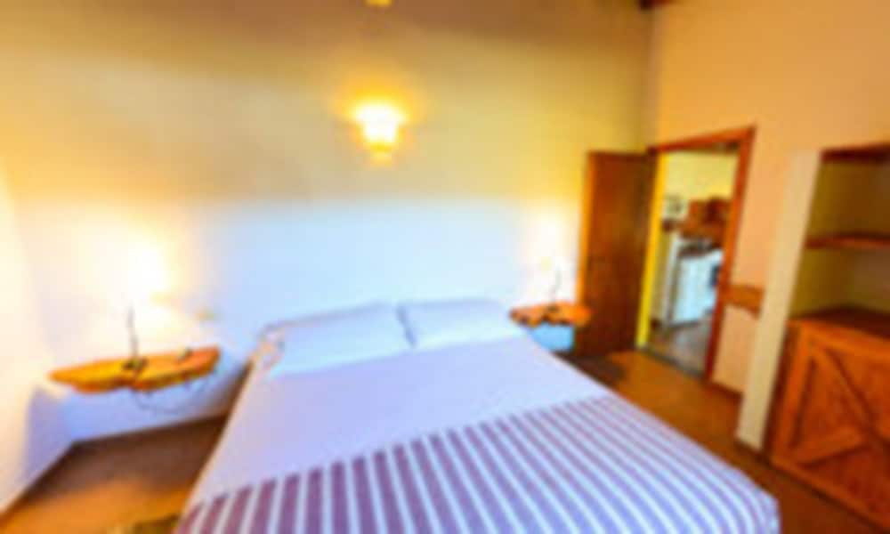 Family Cabin, 2 Bedrooms photo 2