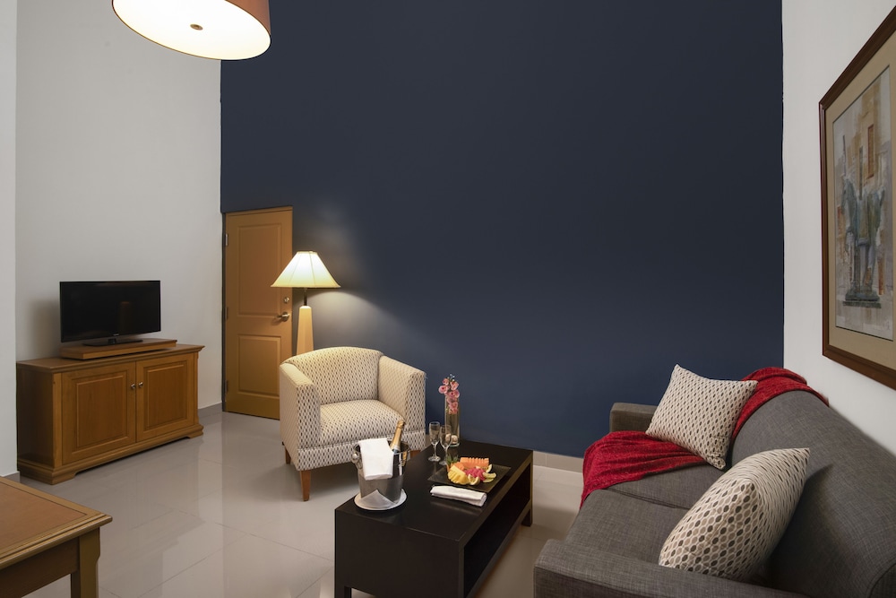 Royal Suite - Photo 8