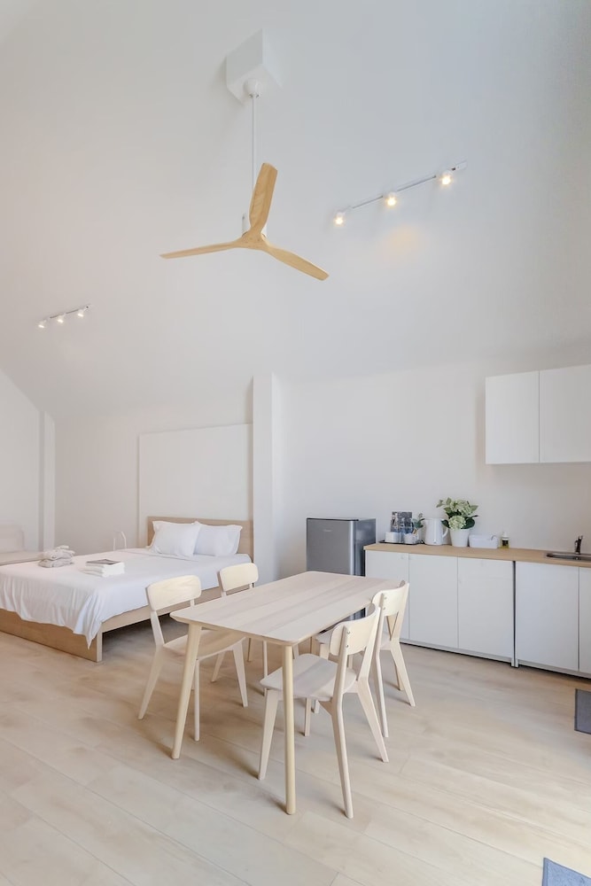 Villa Plus