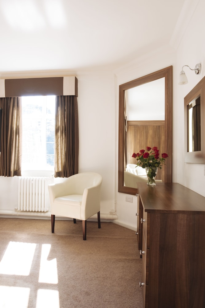 Deluxe Room, 1 King Bed, Ensuite (No Pets) photo 2