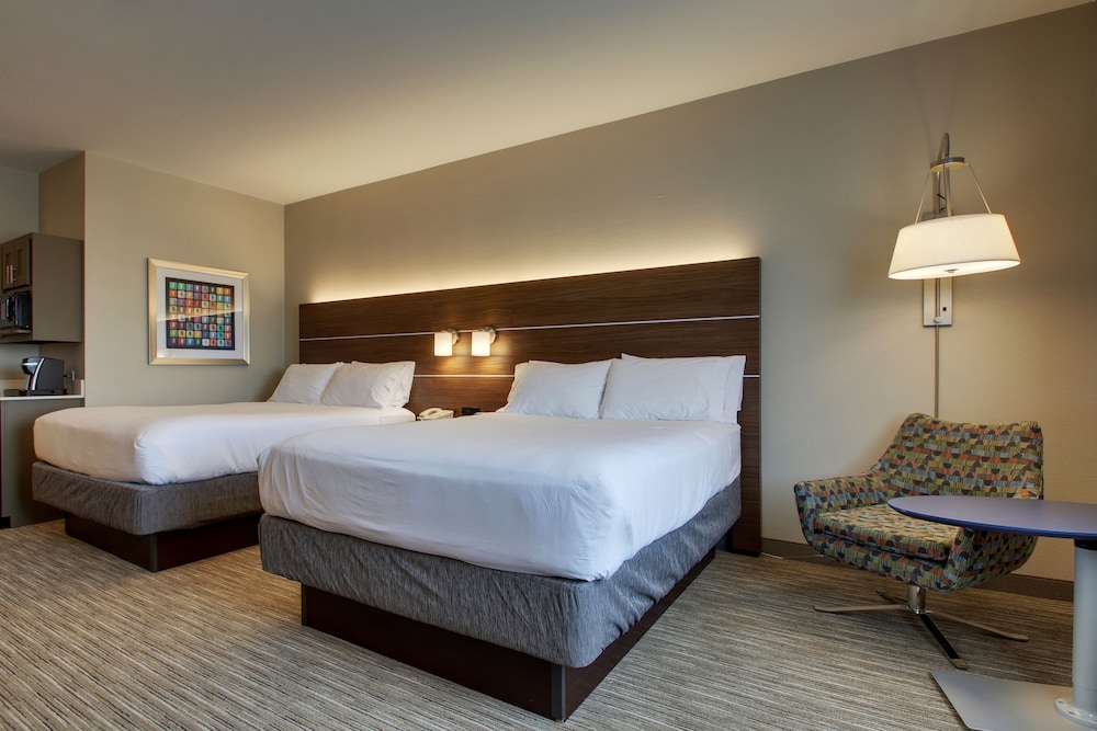 Standard Room, 2 Queen Beds, Accessible (Mobility, Accessible Tub) - Photo 1