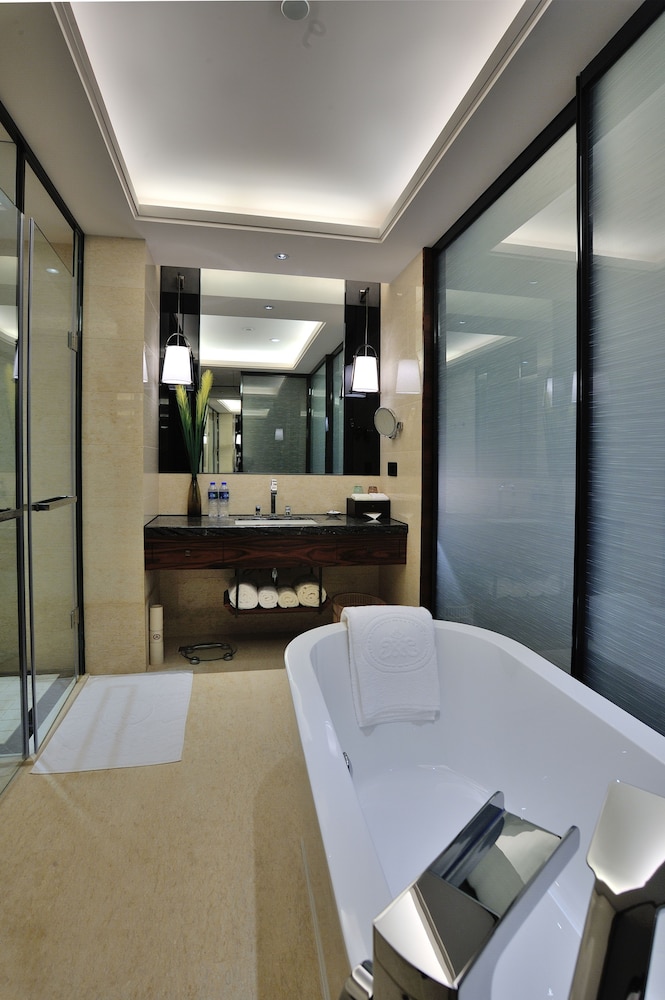 Superior King Room photo 3