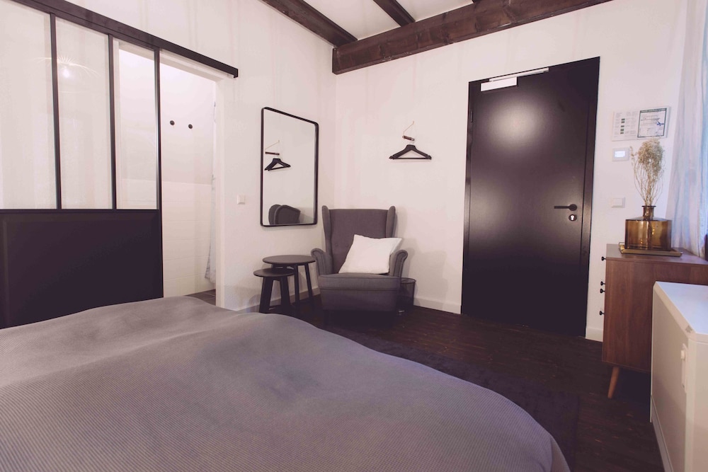 Doppelzimmer mit Dusche und WC photo 2