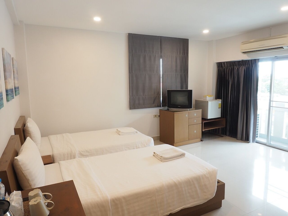 Superior Twin Room photo 3