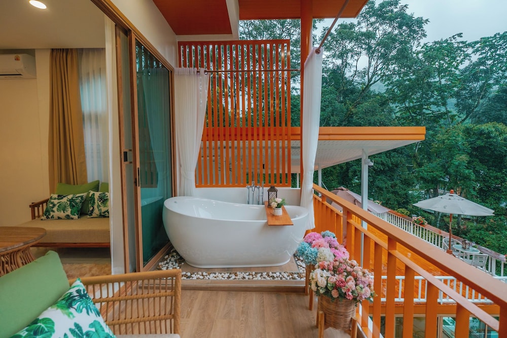 V4 : Villa Panorama View - Photo 7