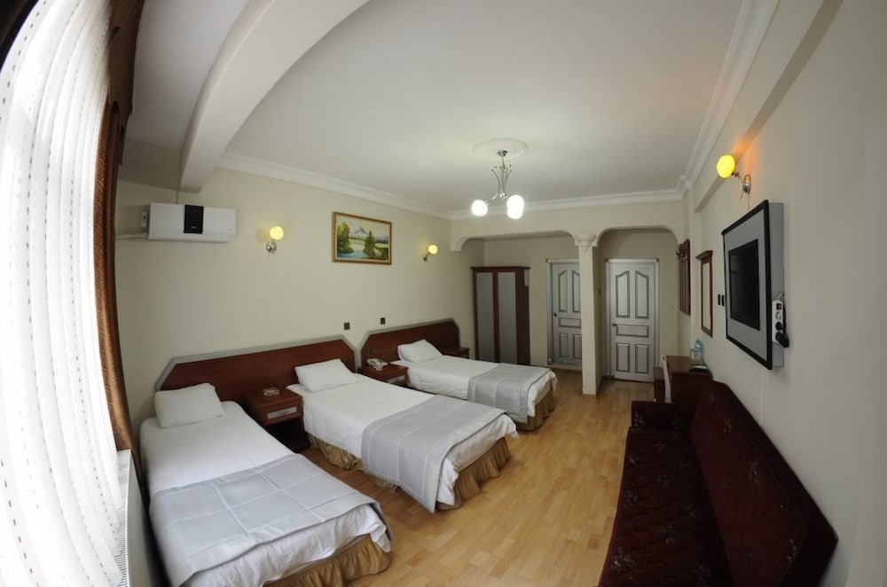 Standard Triple Room photo 1
