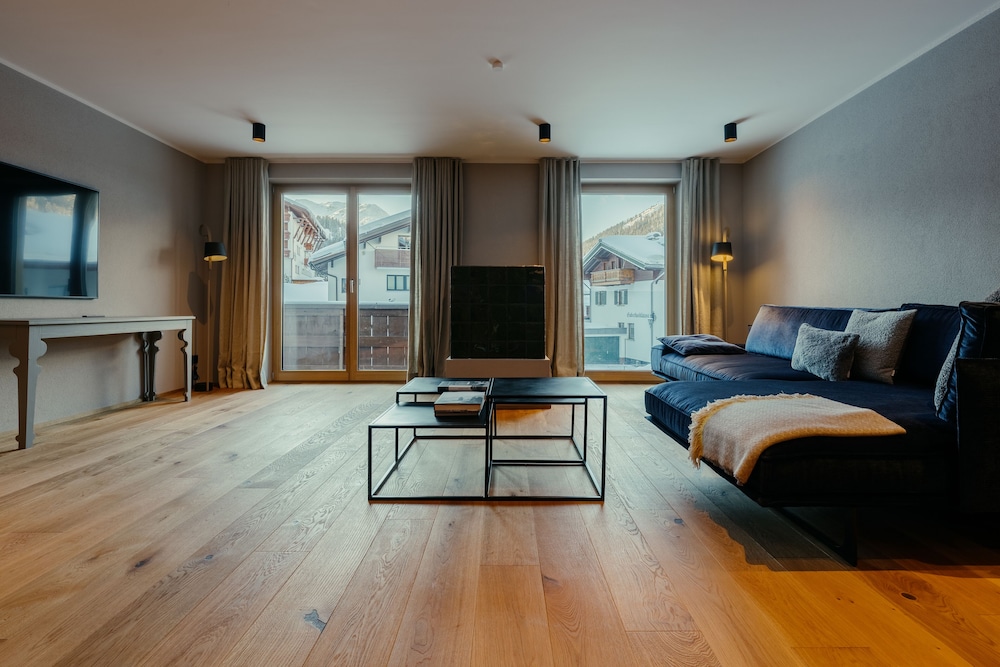 Exclusive Apartment photo 1