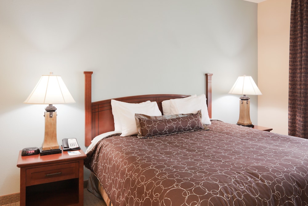 Suite, 2 Bedrooms, Accessible Bathtub, Kitchen (Mobility) - Photo 1