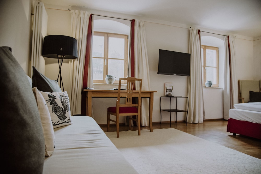 Superior Double Room, 1 King Bed with Sofa bed photo 3