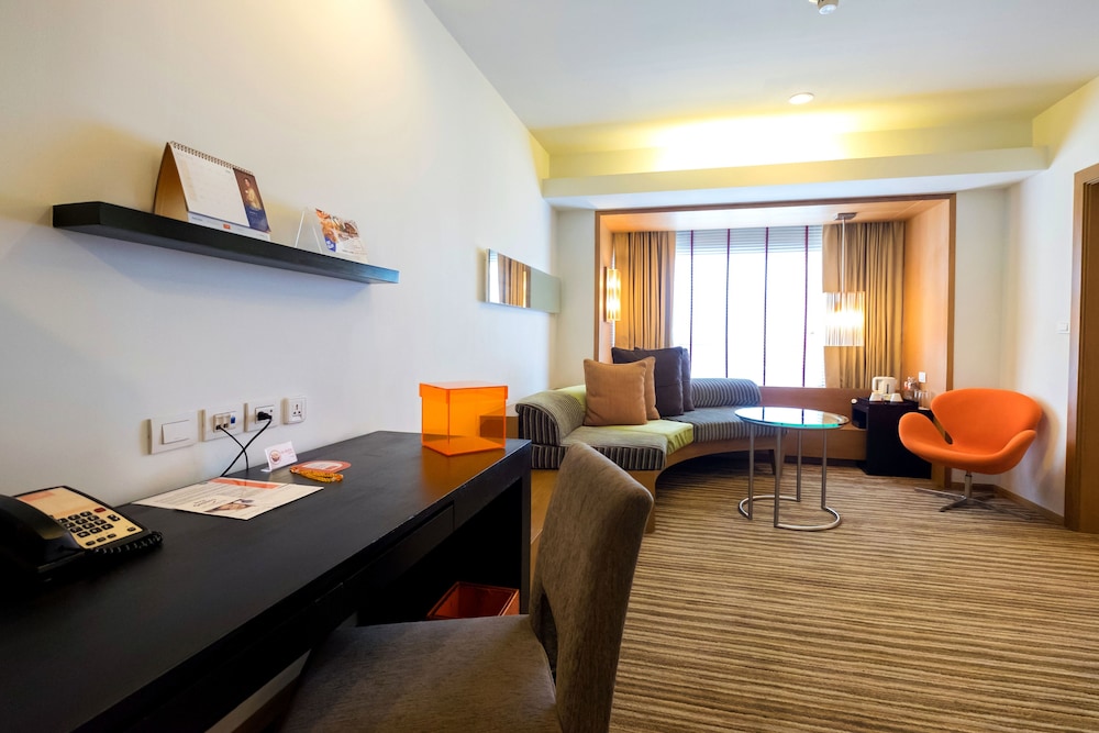 Suite, 2 Twin Beds (Enhance Privilege) photo 3